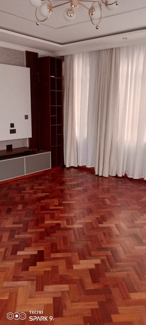 Parquet room