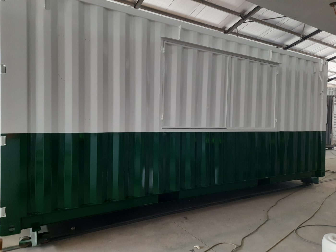 Container cabin